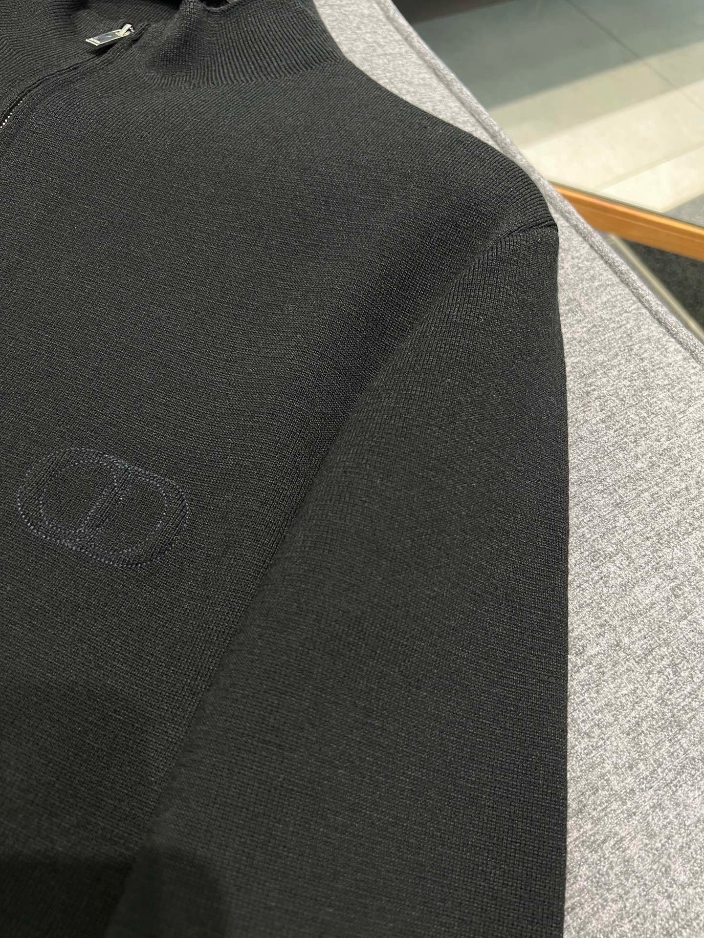 대리석 / 디올 CD 로고 울 블렌드 니트 집업