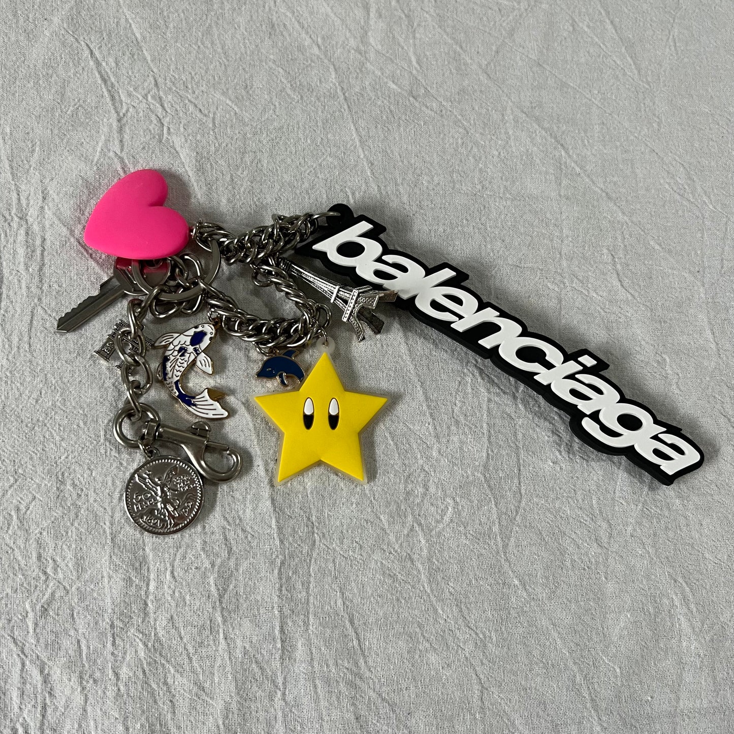 CND / 발렌시아가 키링