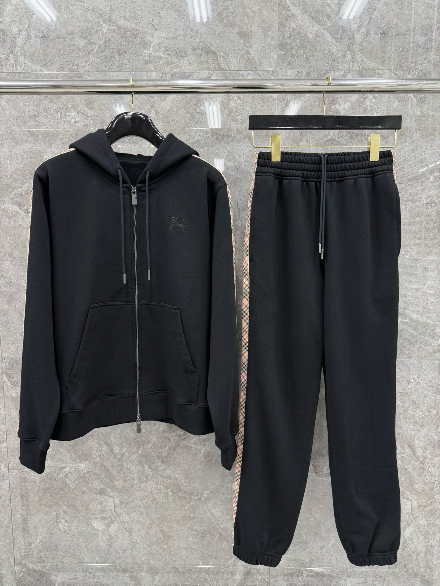 대리석 / 버버리 지퍼 후드