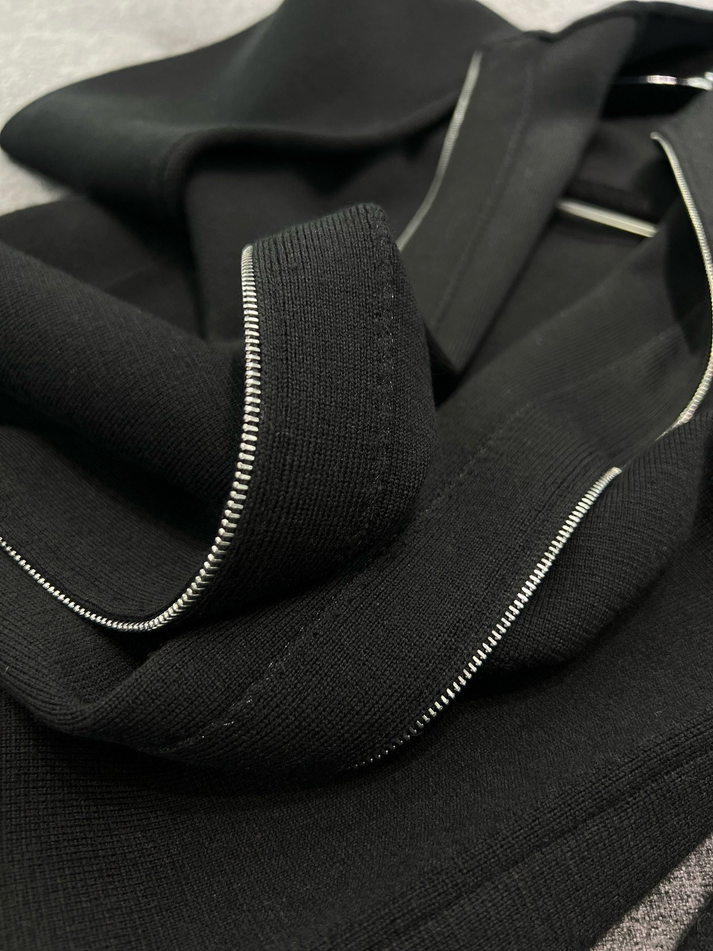 대리석 / 디올 CD 로고 울 블렌드 니트 집업