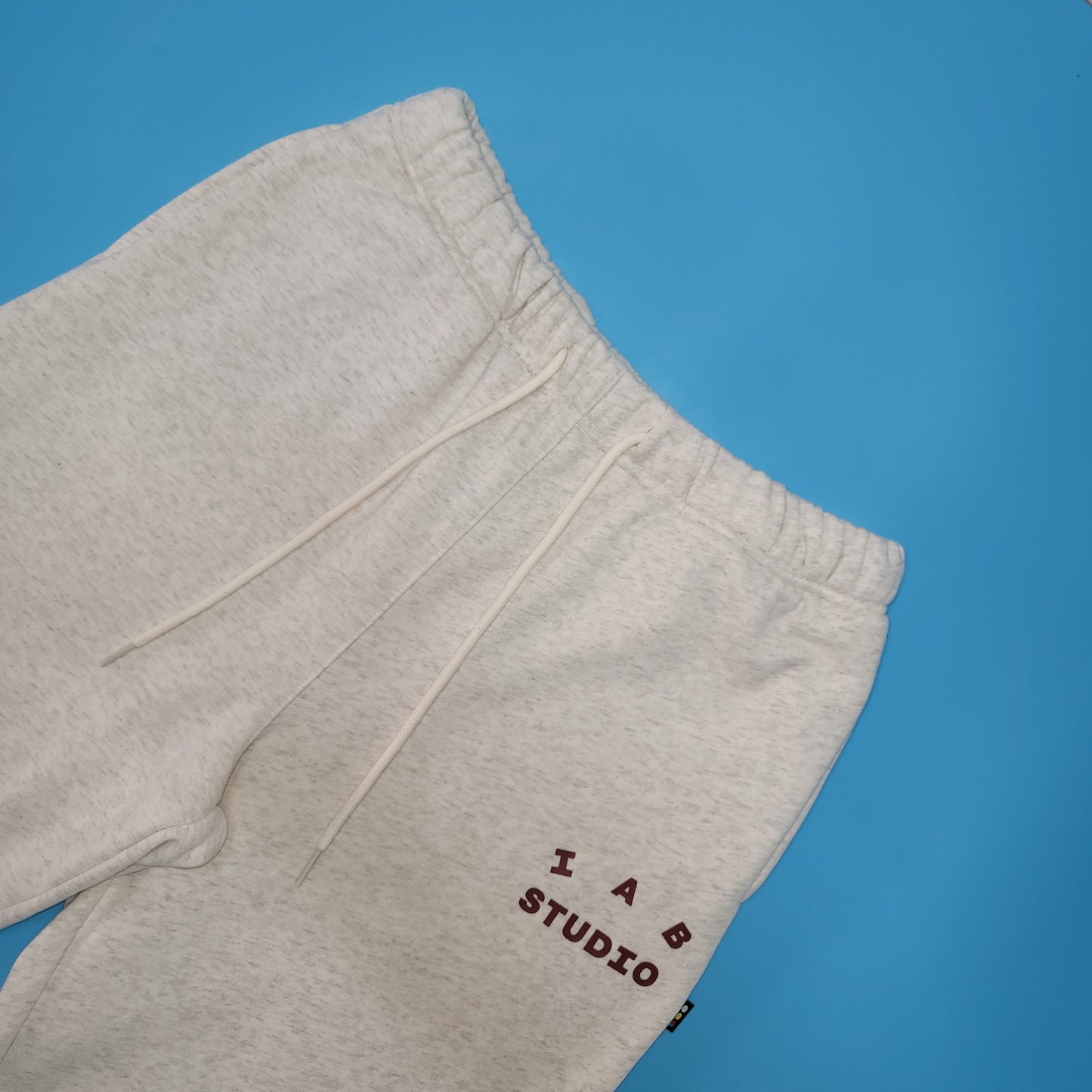 탑아이앱 / 아이앱 스웨트팬츠 오트밀 버건디