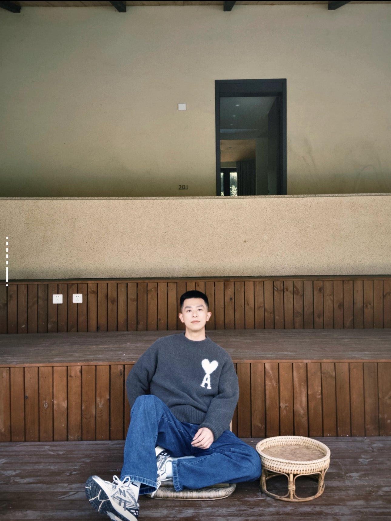 탑아미 / 아미 라운드 알파카 니트스웨터