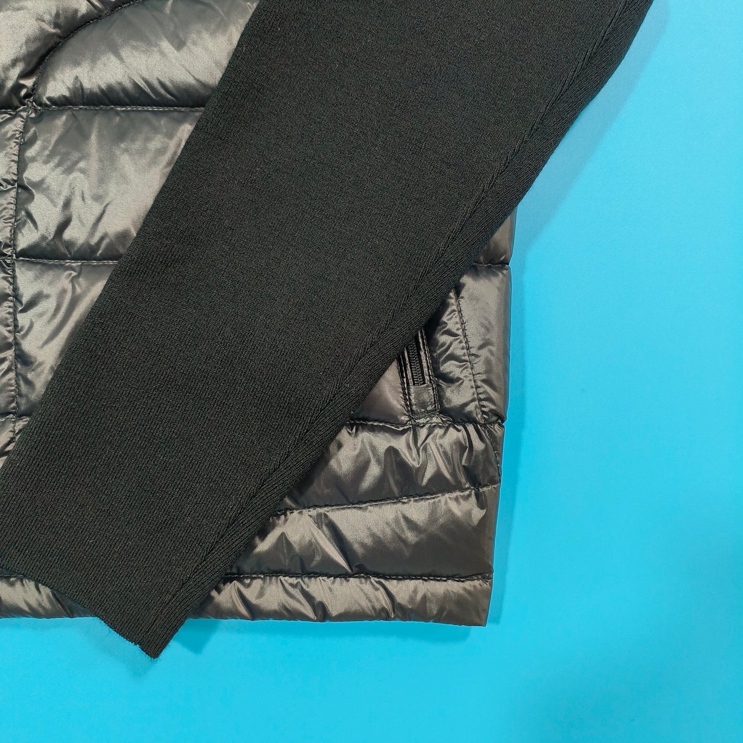 탑몽클X  / MC 카디건을 이어붙이다