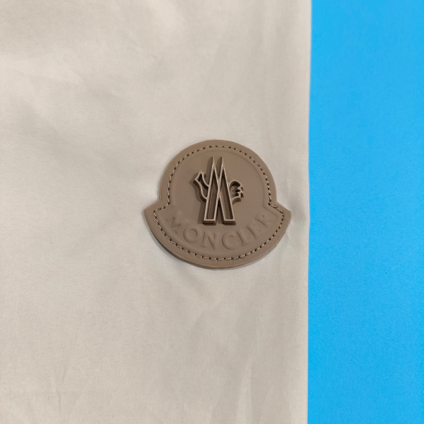 탑몽클X  / MC 메이다사 쉘 새틴 재킷