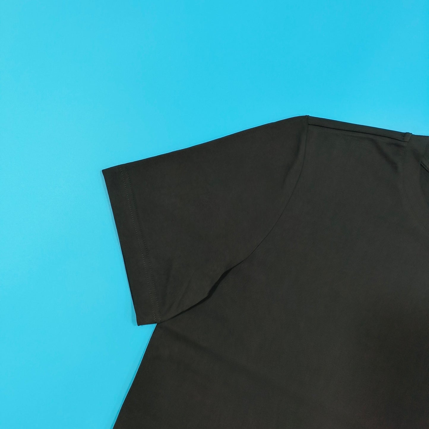 탑몽클X  / MC 가죽 로고 티셔츠