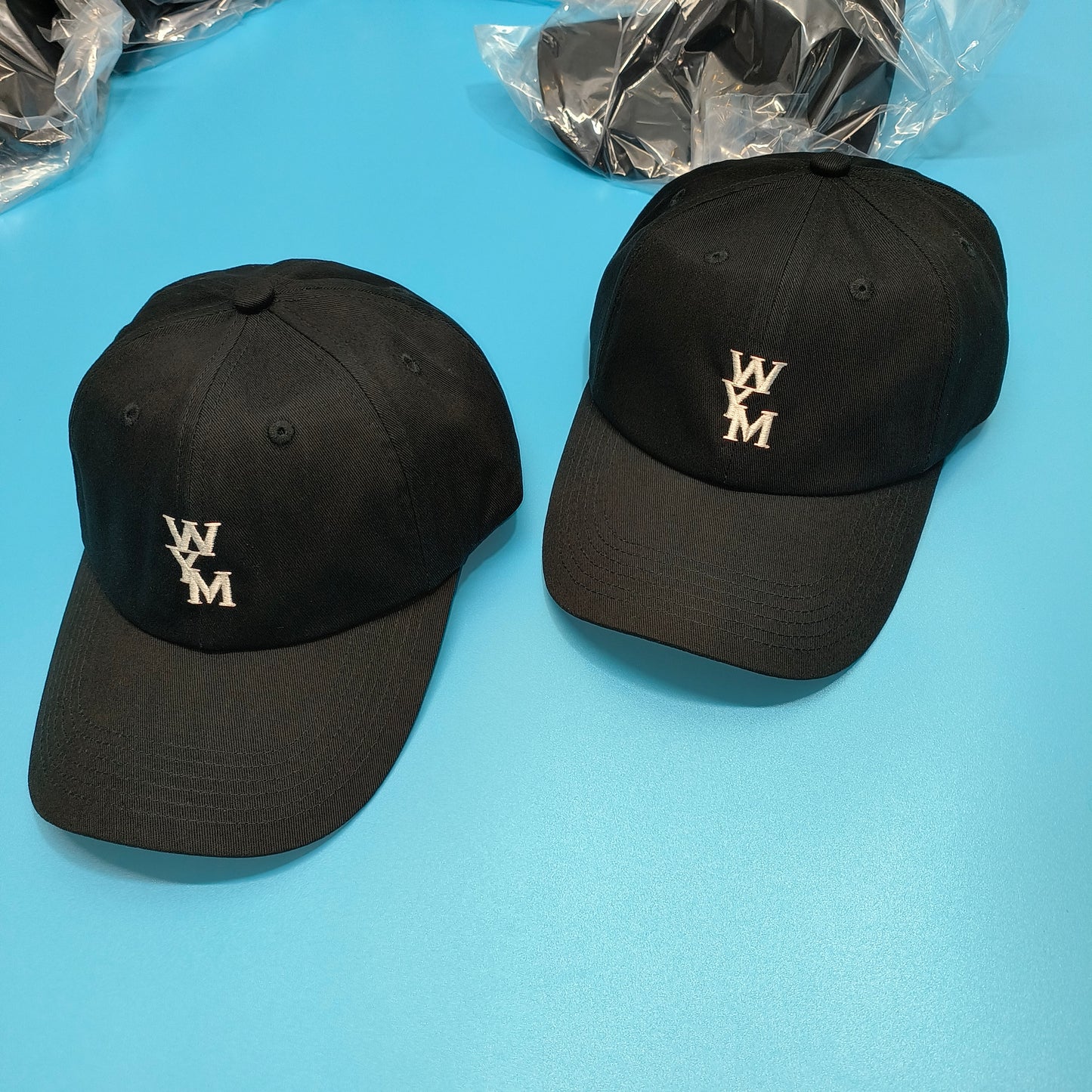 탑우영미 / 우영미 모자 , Wooyoungmi 블랙 로고 볼캡