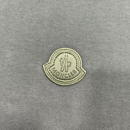 탑몽클X  / MC 가죽 로고 티셔츠