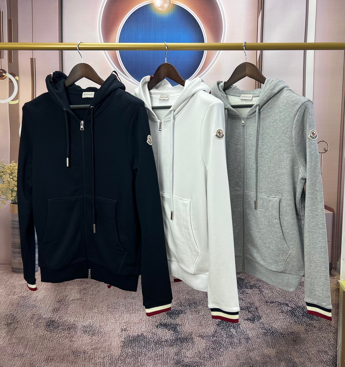 탑몽클 / MC 모자 스트라이프 맨투맨