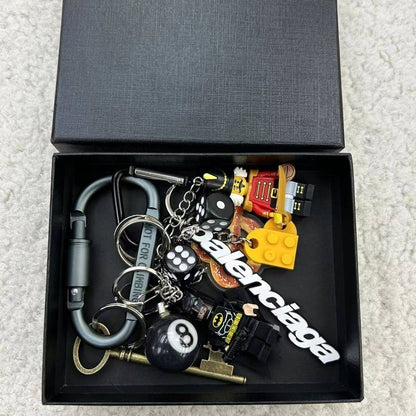 CND / 발렌시아가 키링