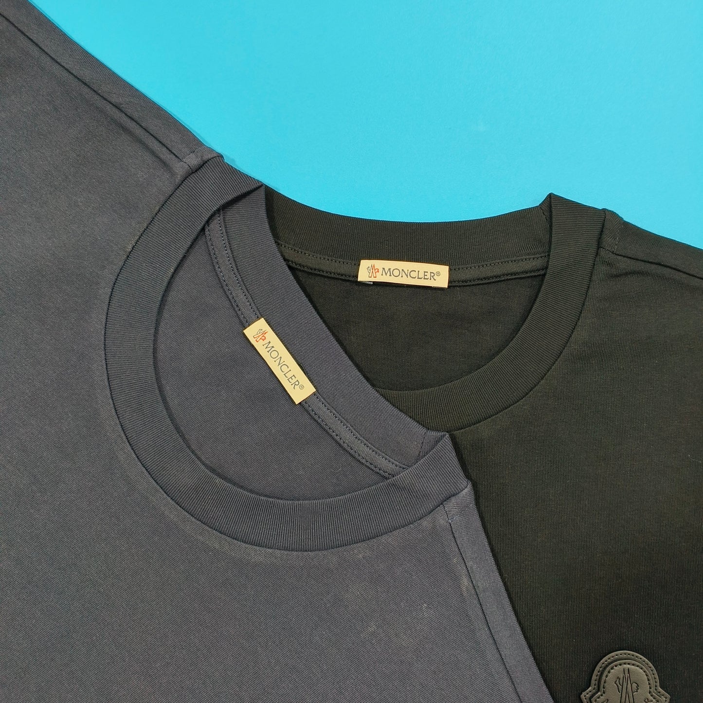 탑몽클X  / MC 가죽 로고 티셔츠