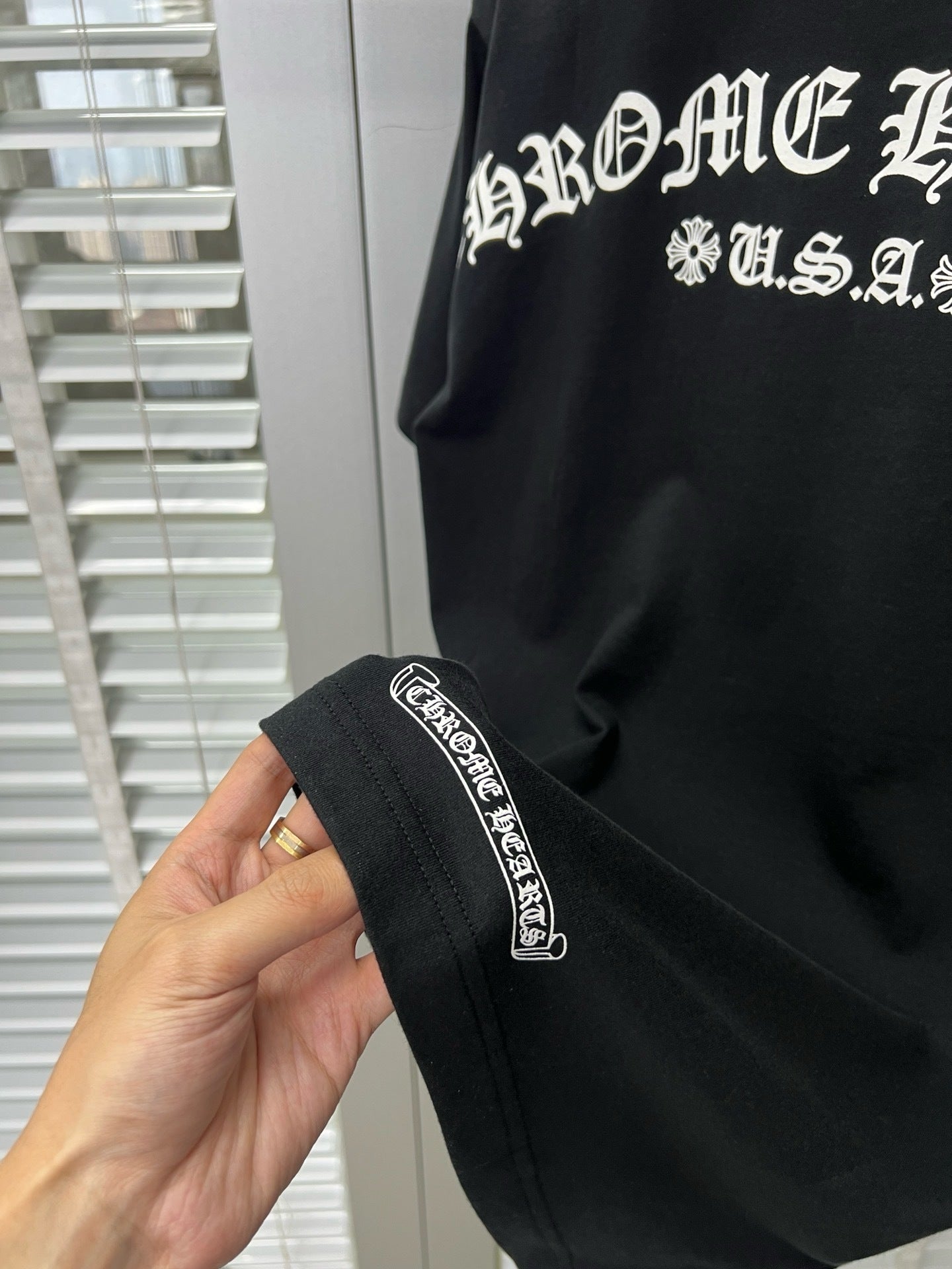 대리석 / 24SS 크롬하츠 X 매티보이 로고 포켓 티셔츠