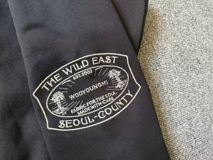 베어 / 우영미 자수폴라긴팔 블랙 카라티