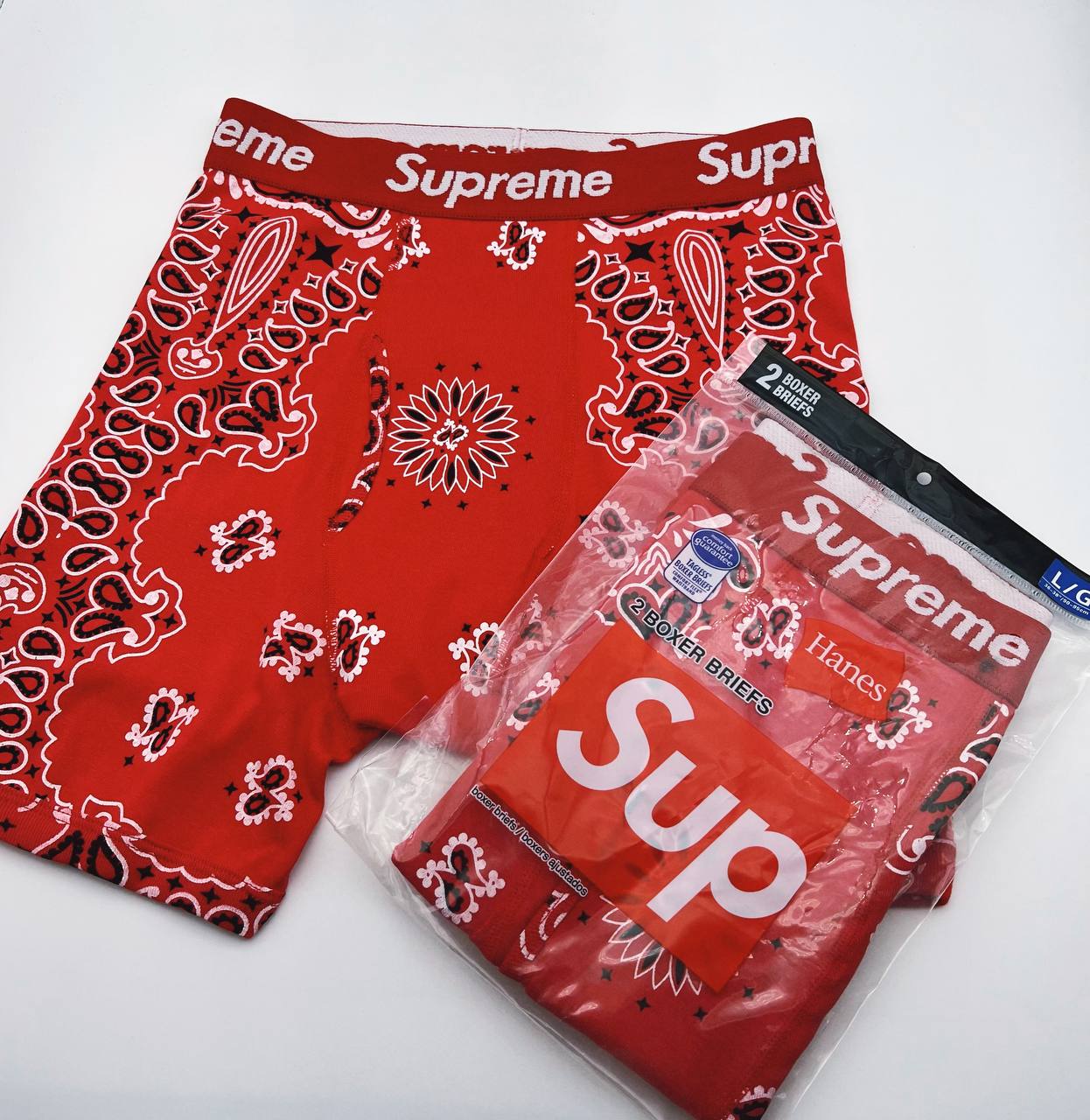 CND /슈프림 속옷