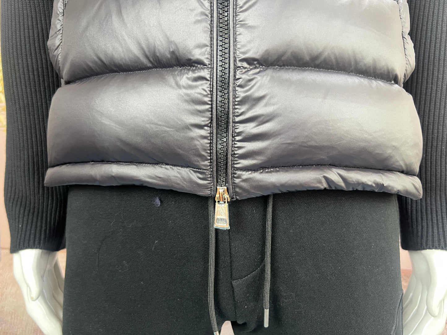 탑몽클 / MC 모자 스트라이프 맨투맨