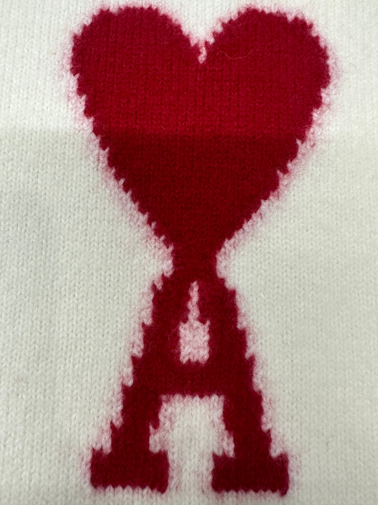 탑아미 / 아미  24 레드 빅로고 라운드 니트