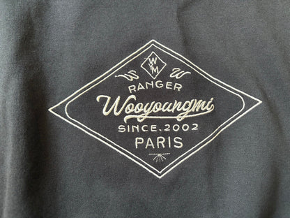 베어 / 우영미 자수폴라긴팔 블랙 카라티