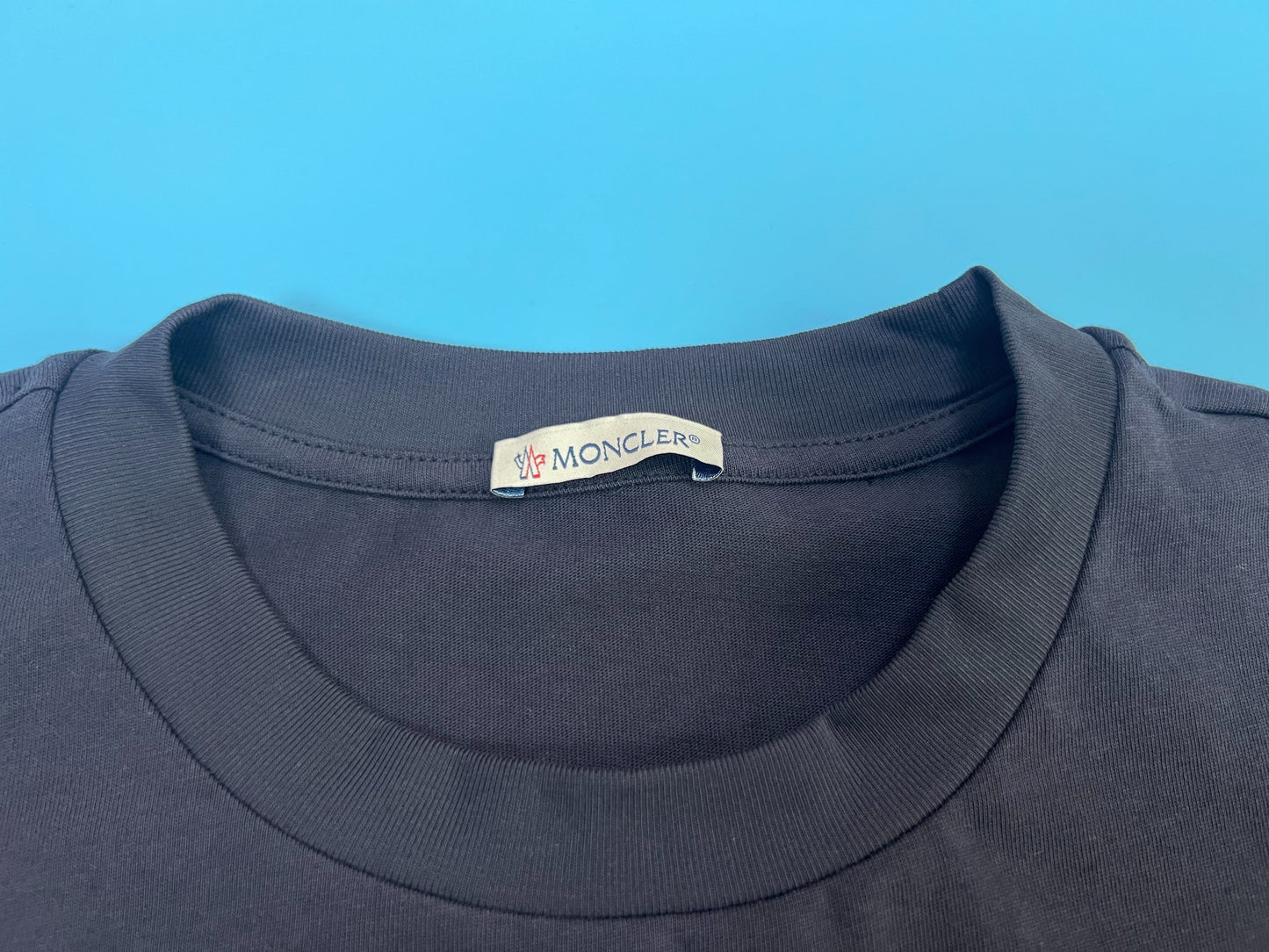 탑몽클  / MC 소가죽 로고 티셔츠