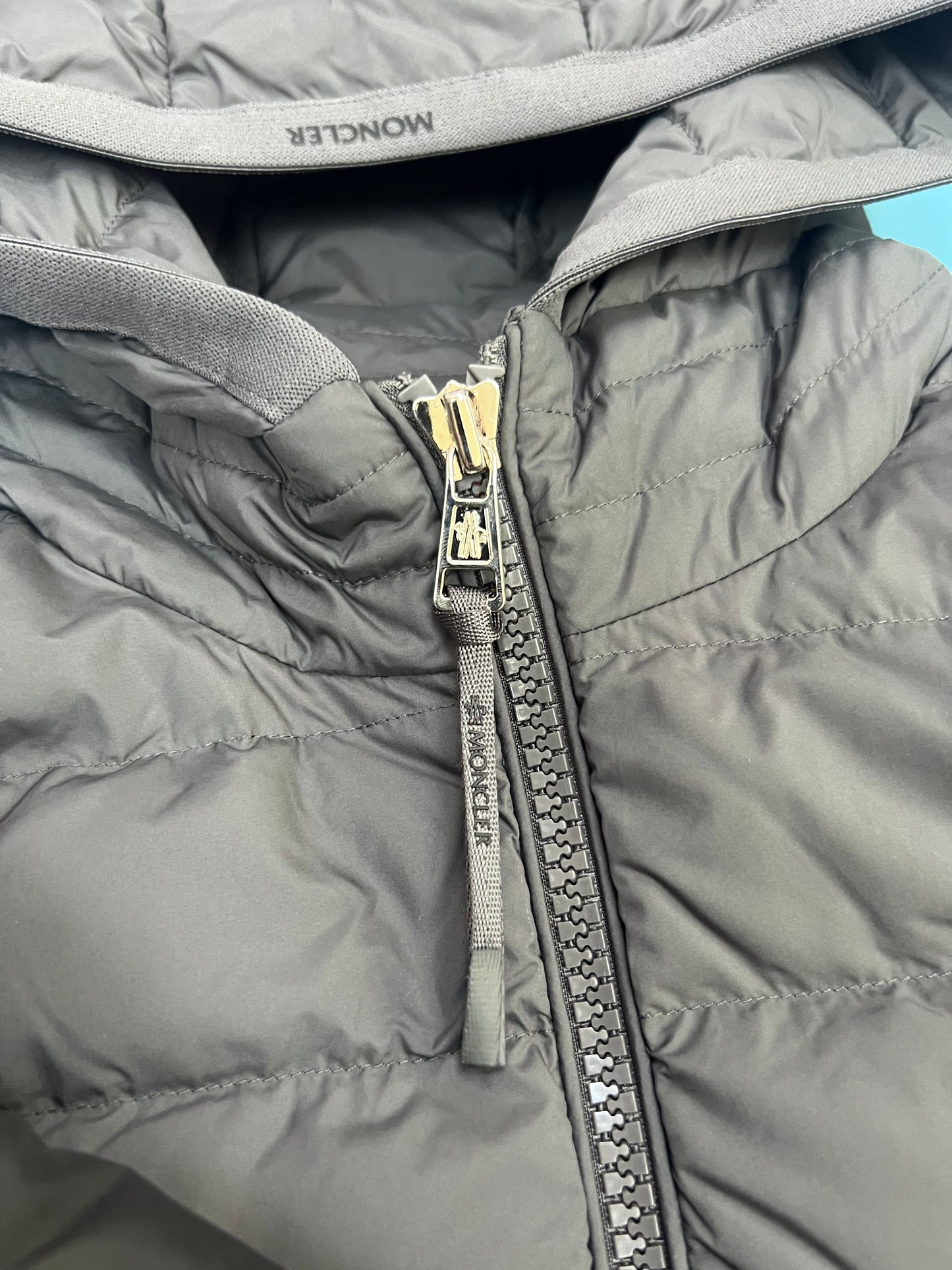 탑몽클 / MC GLN 갈리엔 패딩