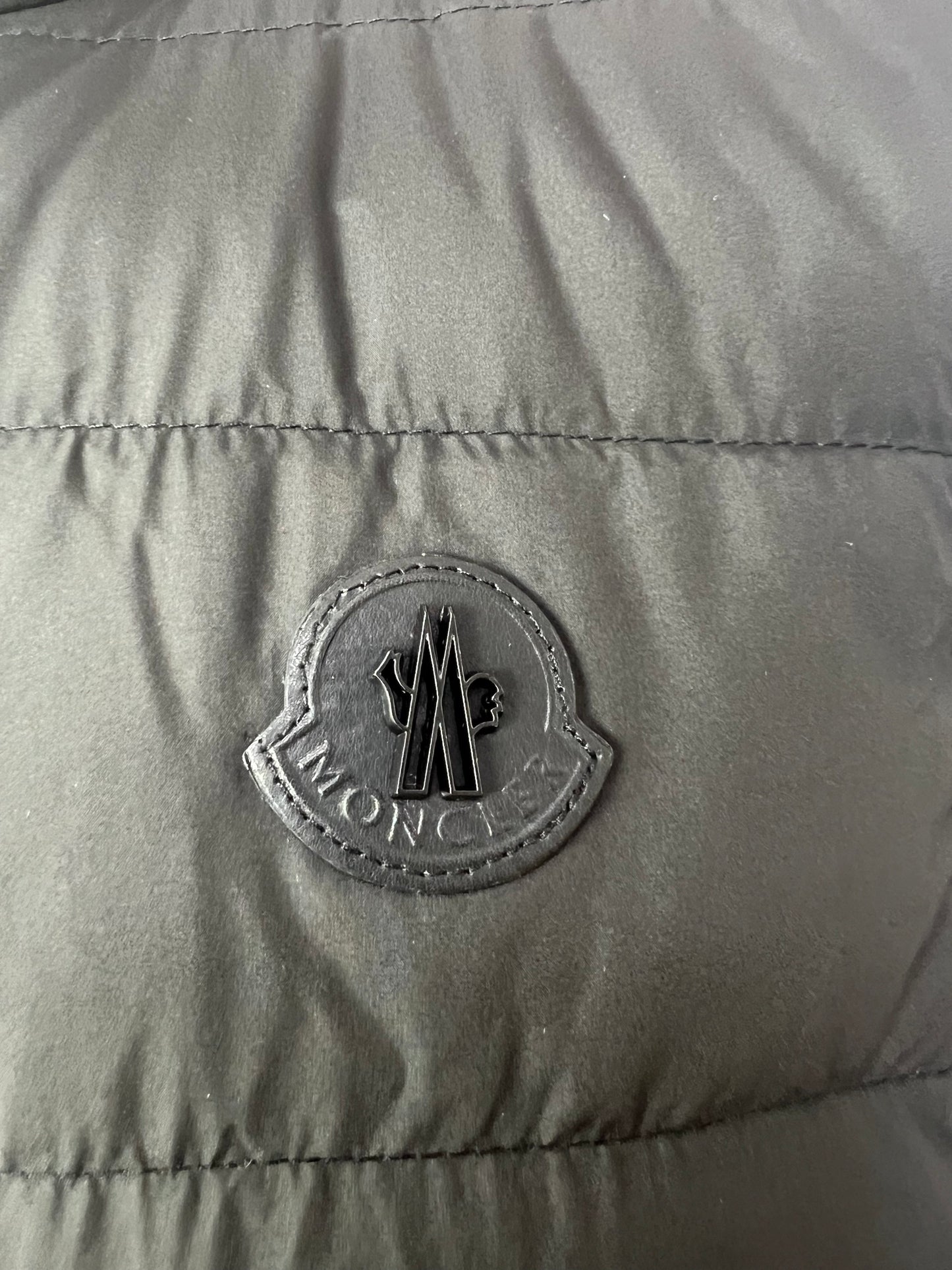 탑몽클 / MC Lechtal 아래 조끼