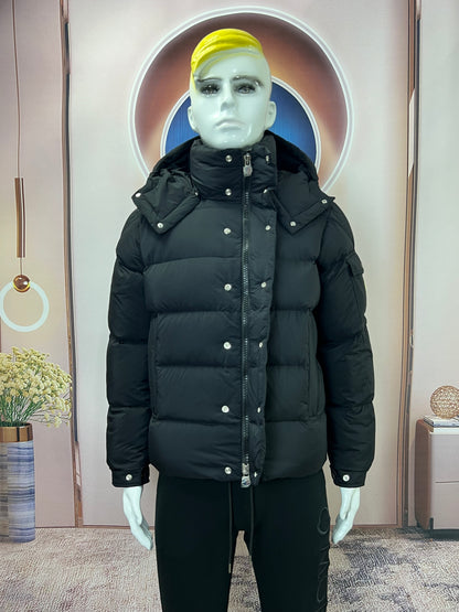 탑몽클 / MC 웨이쩌허 패딩