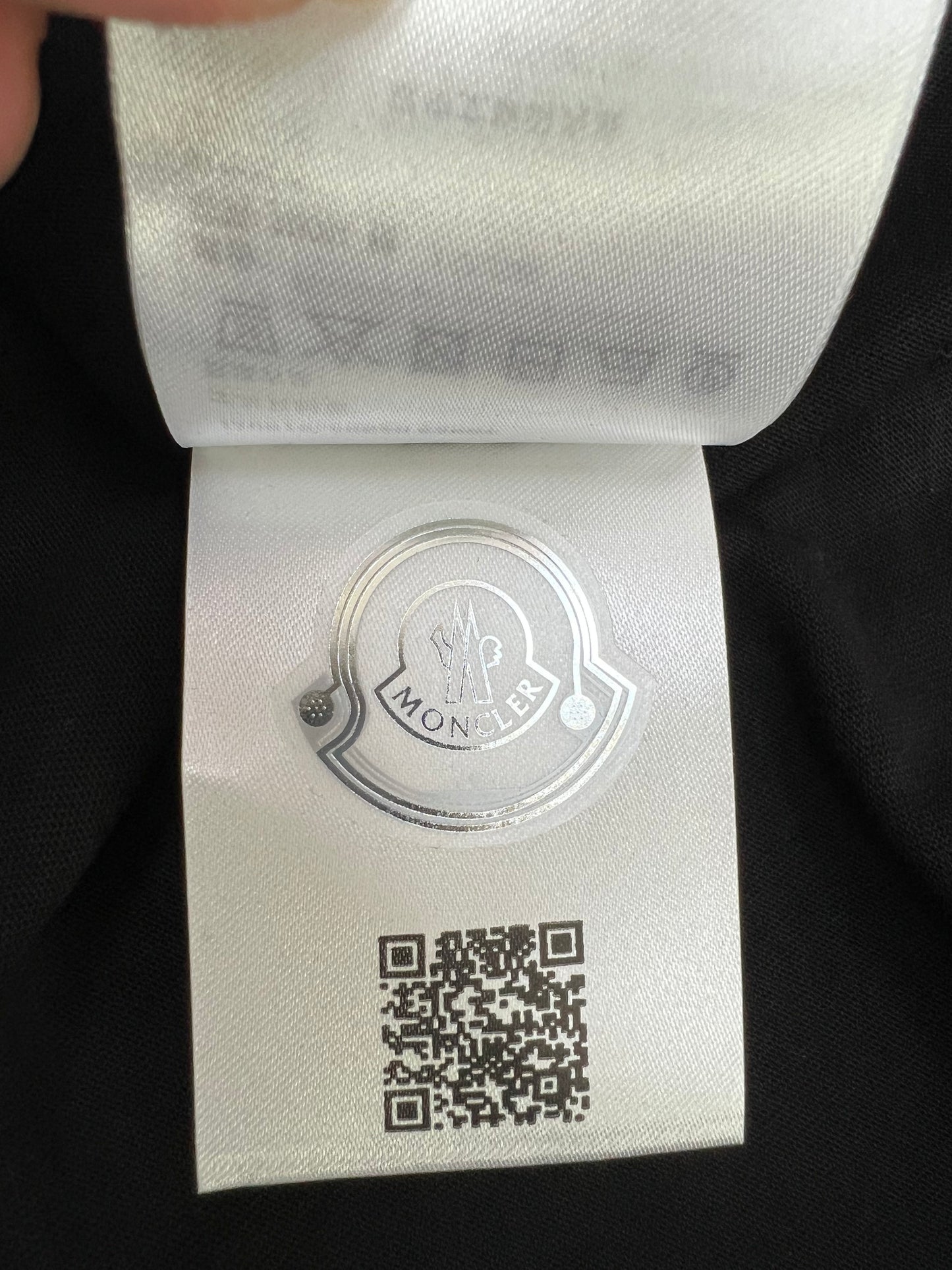 탑몽클  / MC 소가죽 로고 티셔츠