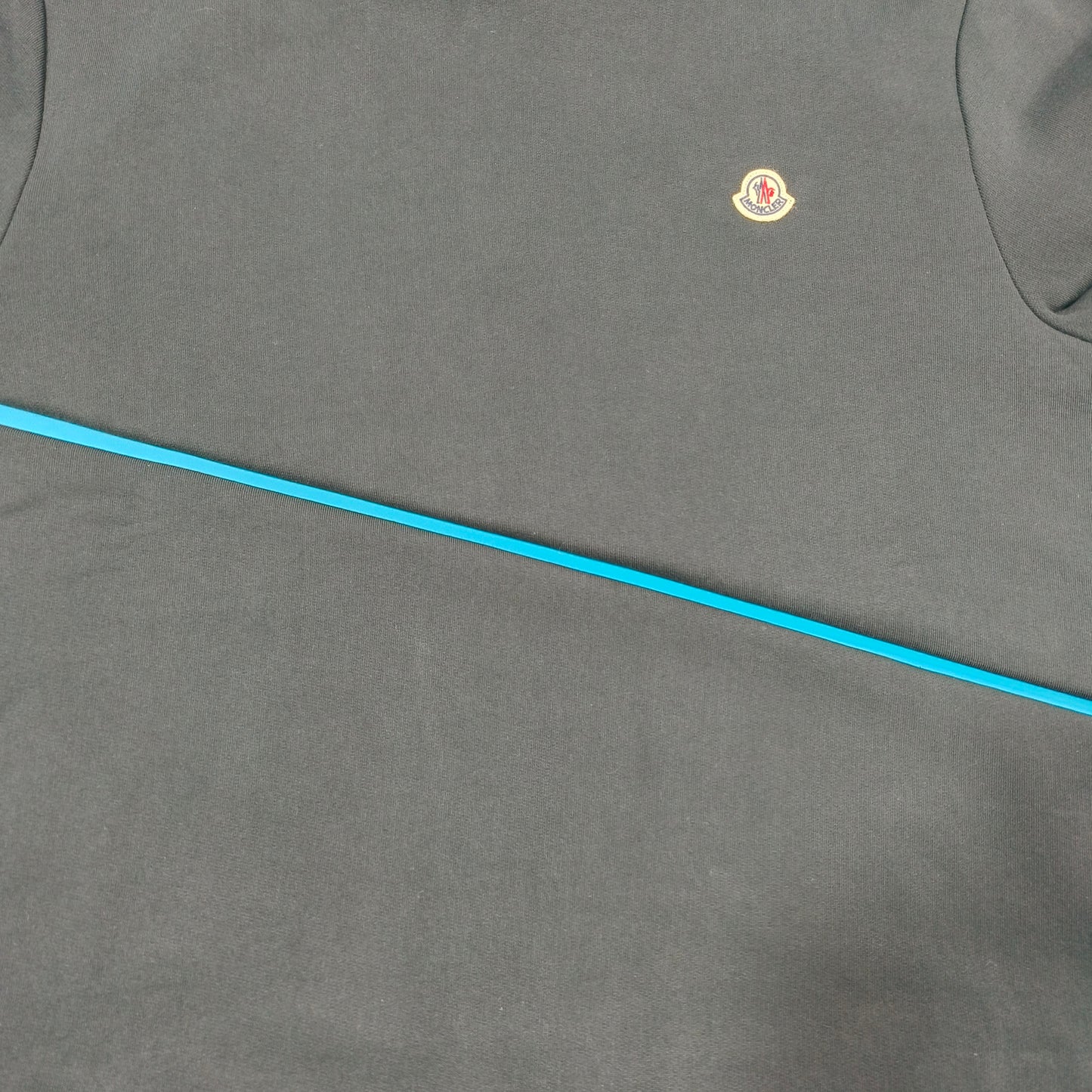 탑몽클X  / MC 스웨츠셔츠