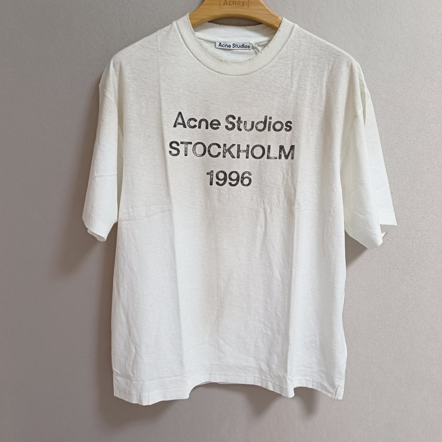 탑아크네 / 아크네 스튜디오 빈티지 반팔티