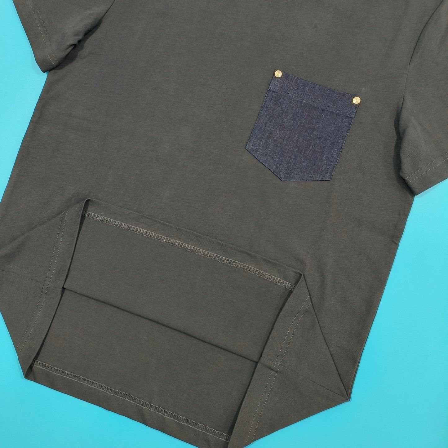 탑몽클X  / MC 데님 포켓 티셔츠