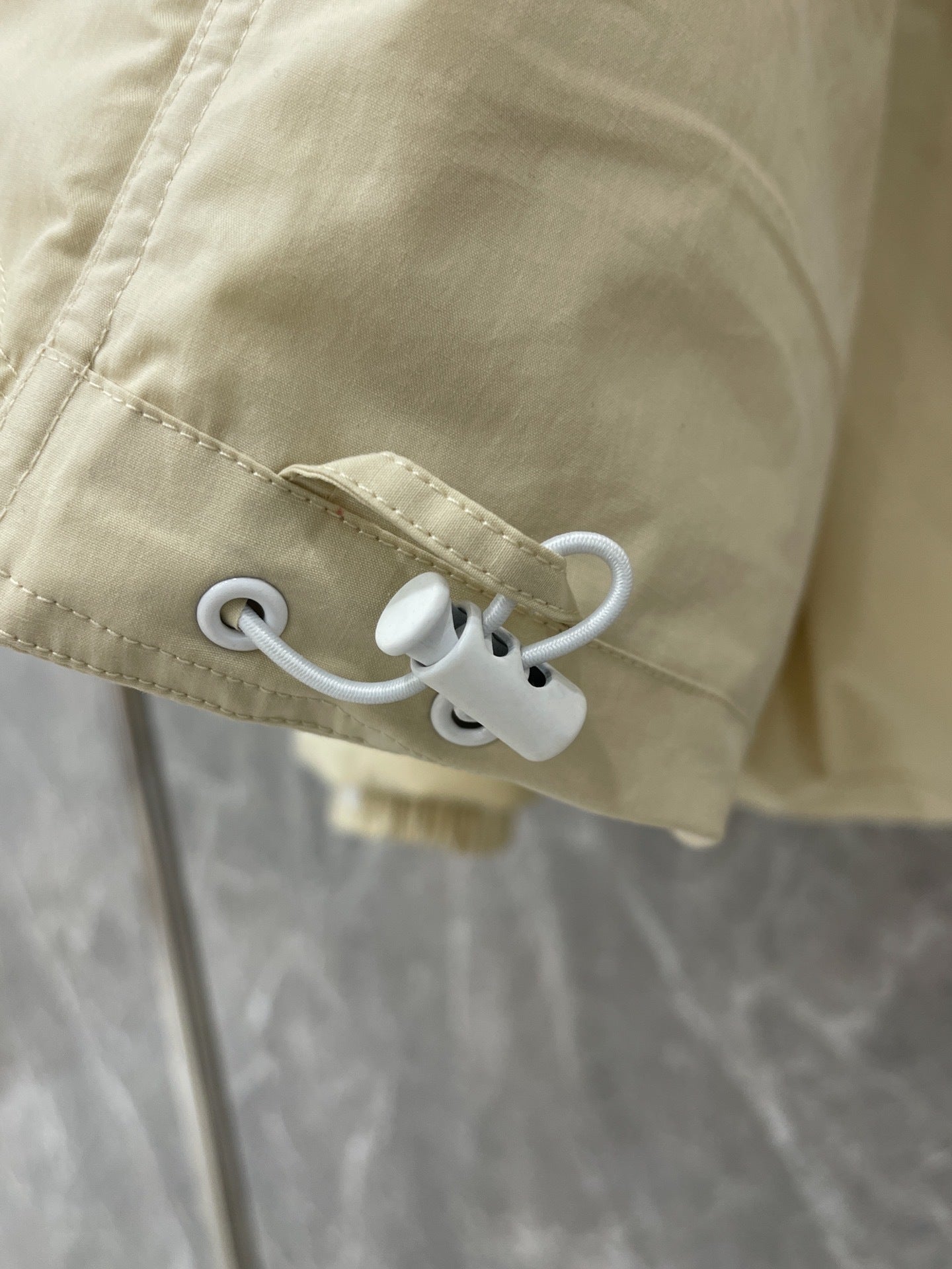 대리석 /  보테가베네타 이중지퍼 베이지 구스다운 루즈핏 패딩점퍼