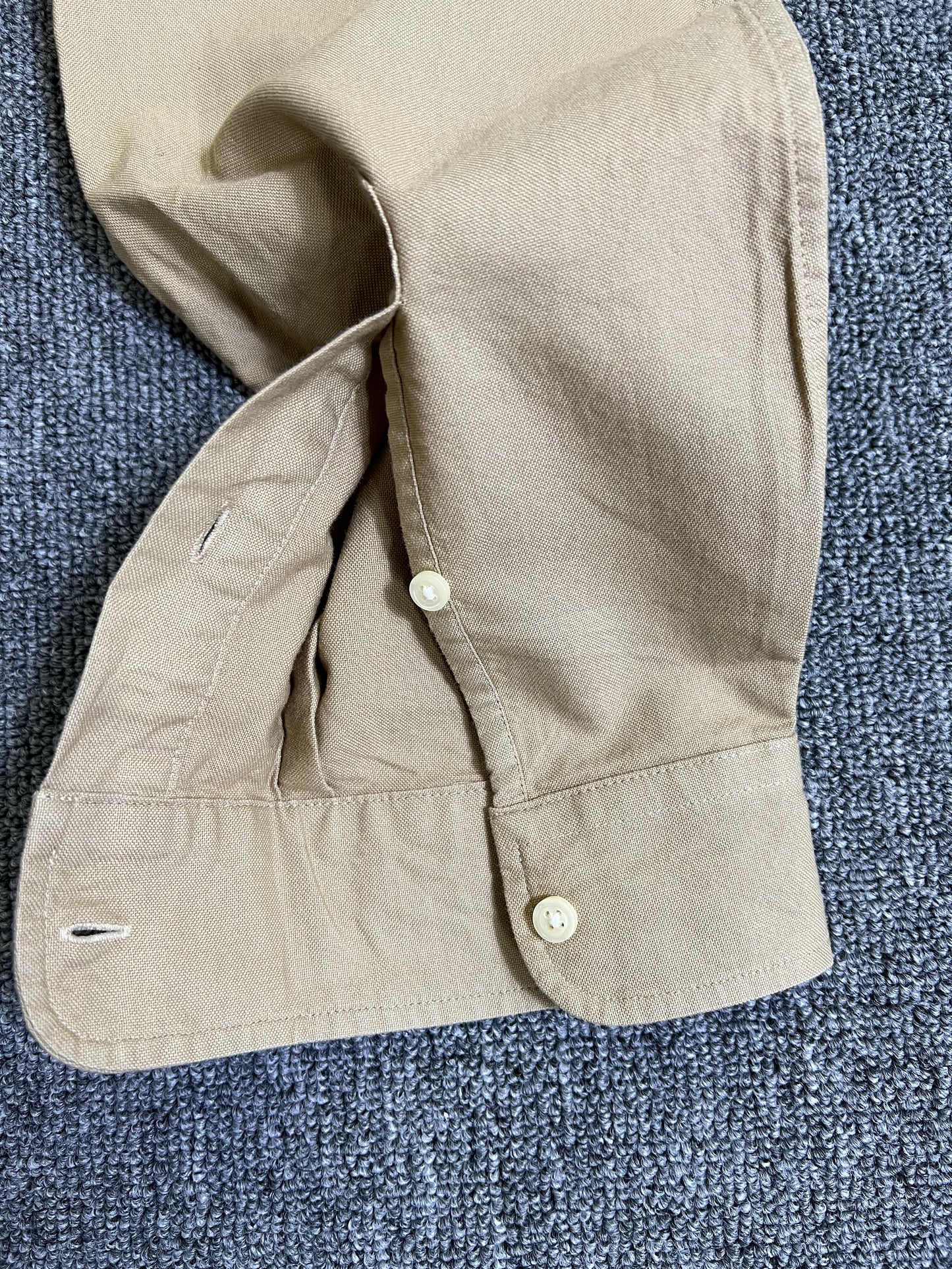 탑폴로 / 폴로 셔츠 , 클래식한 핏 카키색 옥스퍼드 셔츠