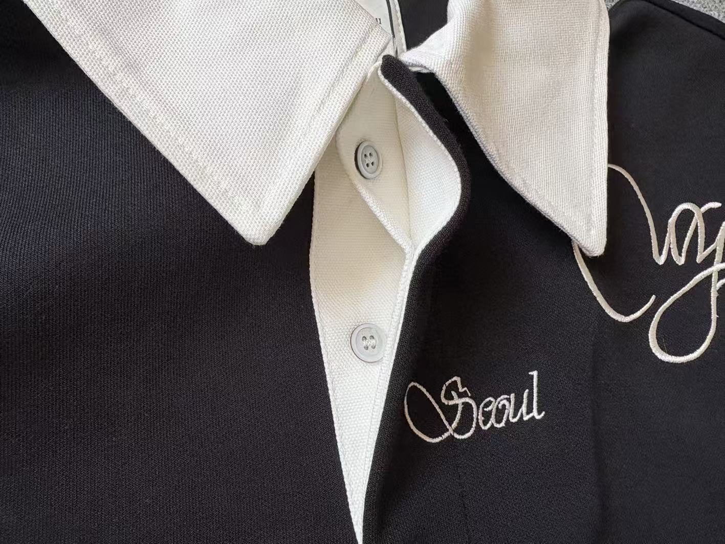 베어 / 우영미 자수폴라긴팔 블랙 카라티