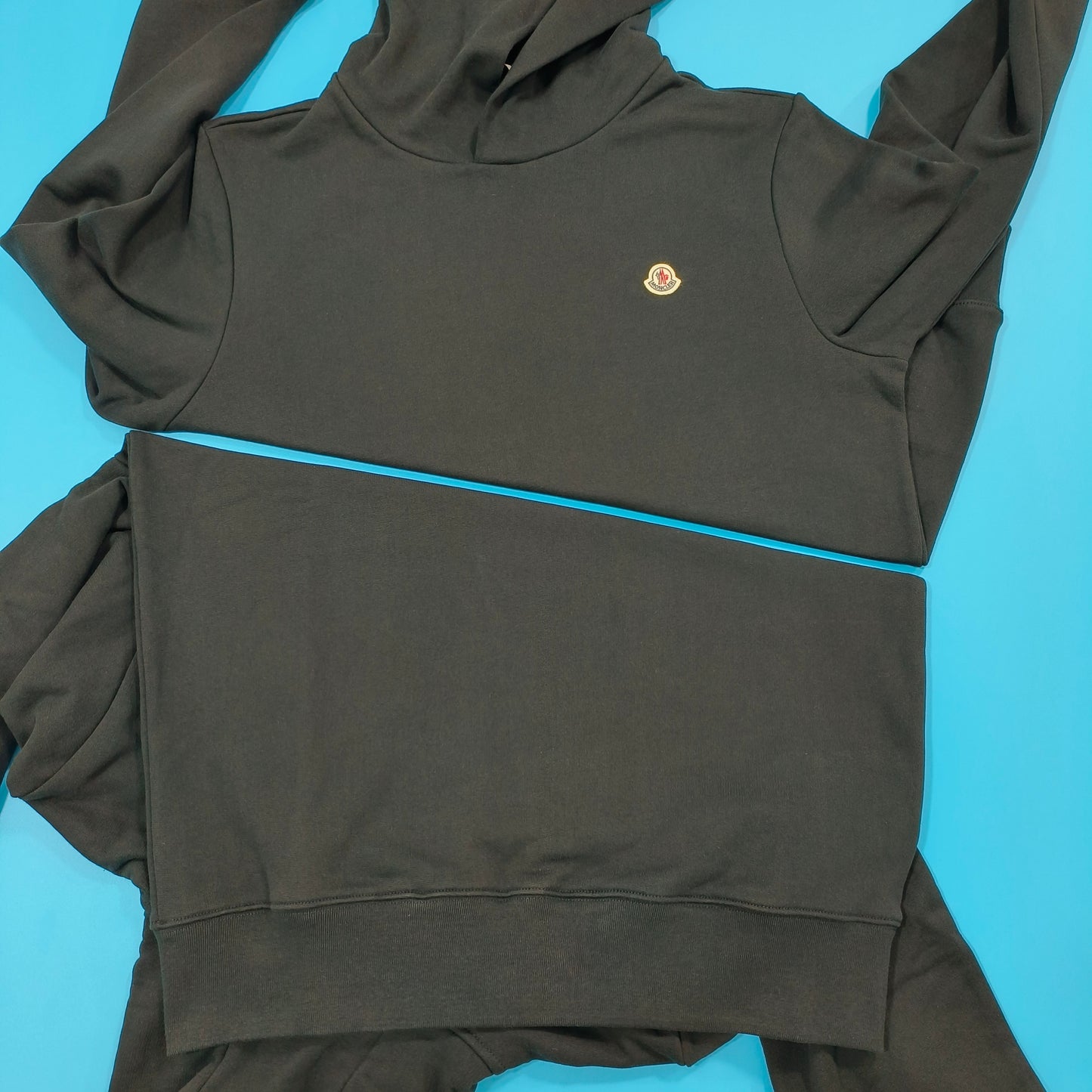 탑몽클X  / MC 스웨츠셔츠