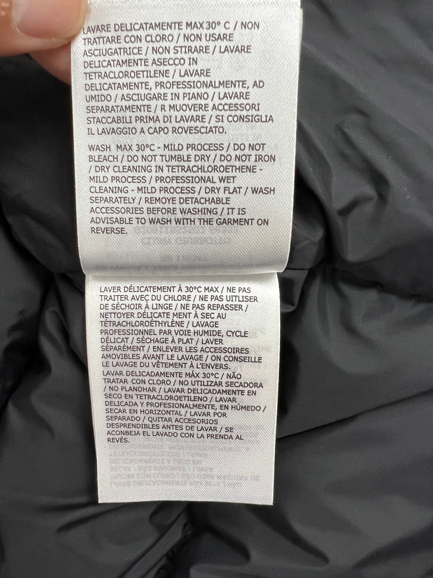 탑몽클 / MC Cluny 다운 재켓