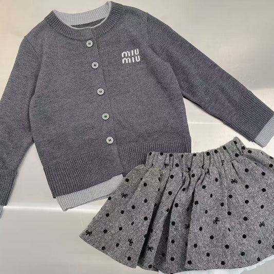 aa / 미우미우 가디건