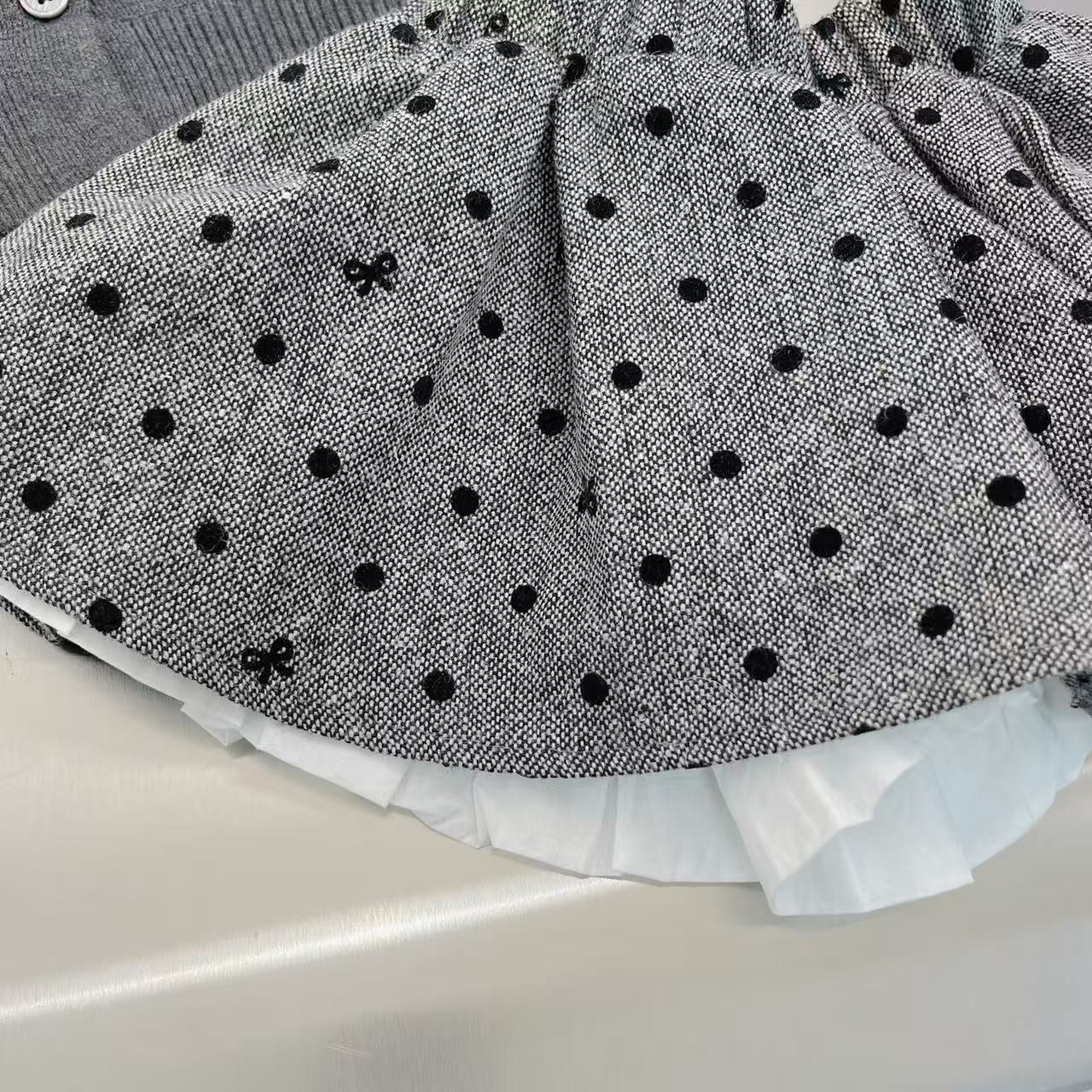 aa / 미우미우 가디건