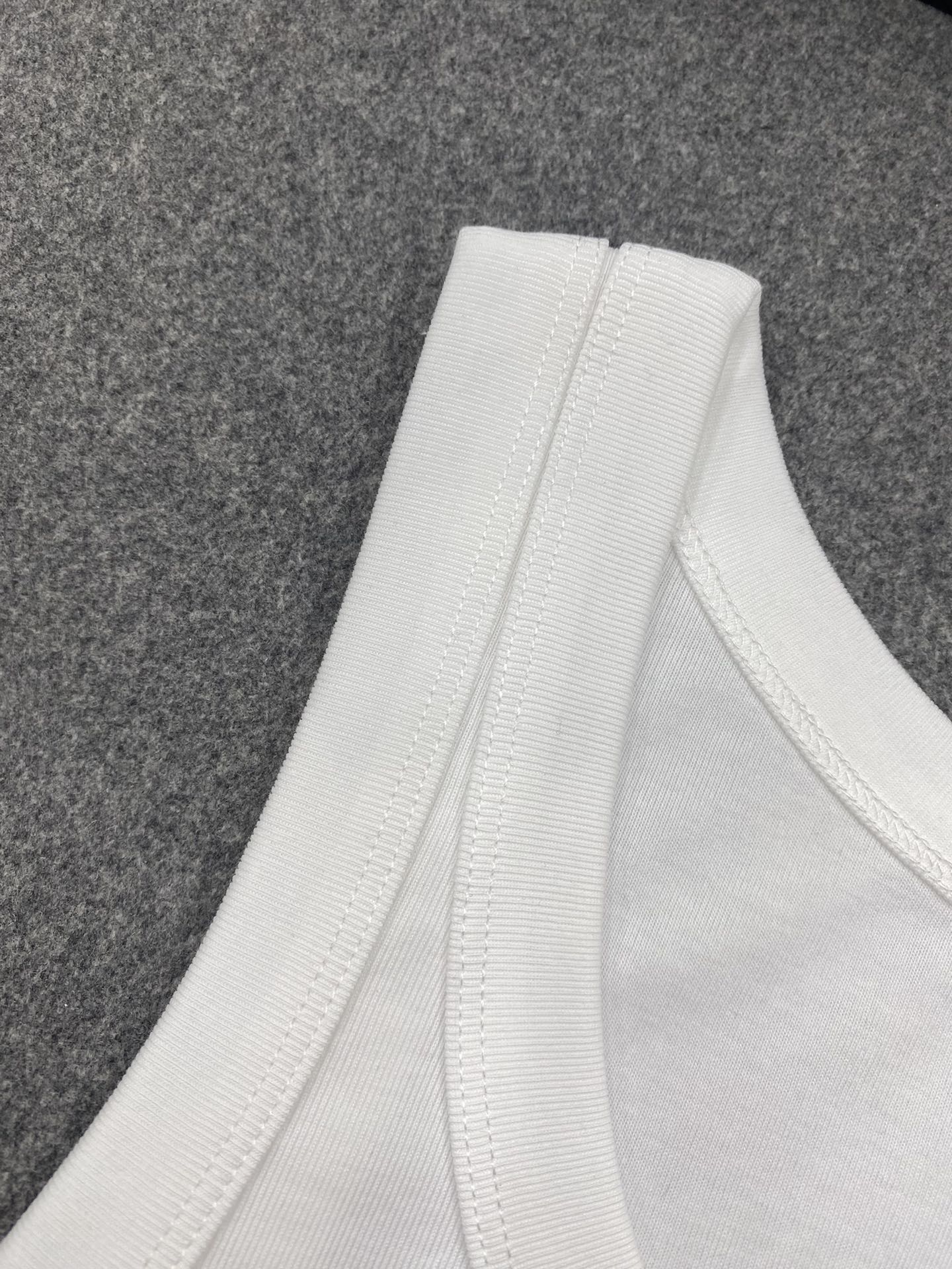 TJ셀러 / 프라다 탑 , 여성 메탈릭 트라이앵글