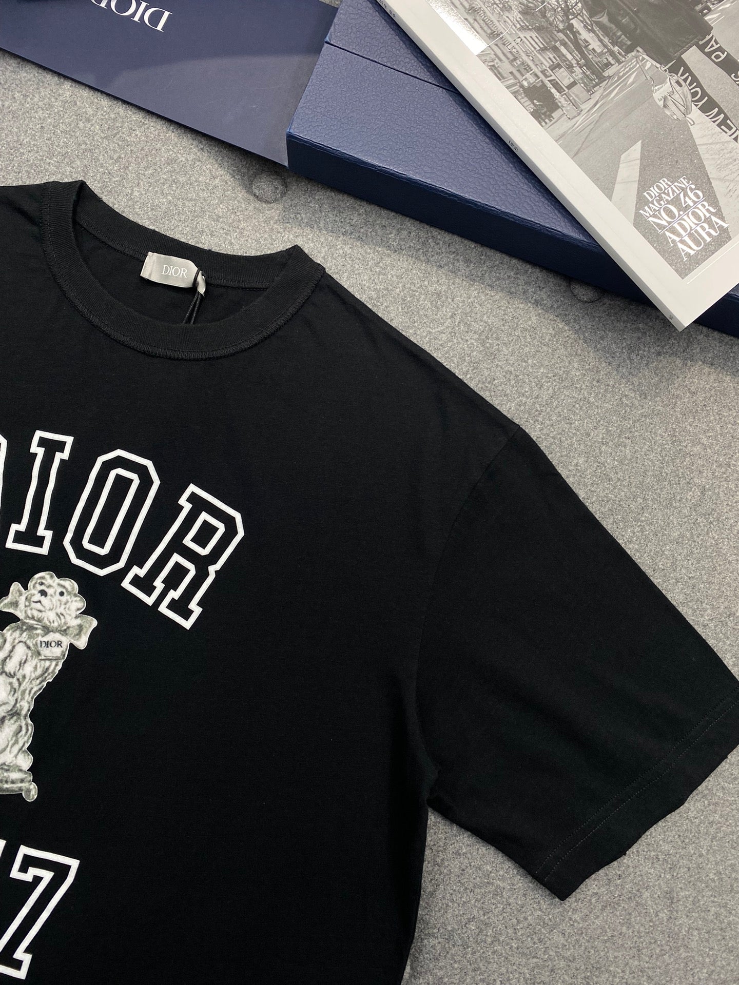 TJ셀러 / 디올  𝟮𝟰 뉴 코튼 라운드넥 티셔츠