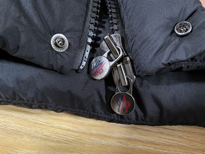 지이 / MC 패딩 조끼