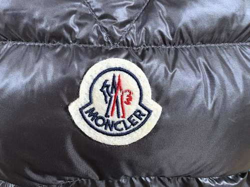 지이 / MC 경량 패딩 블랙