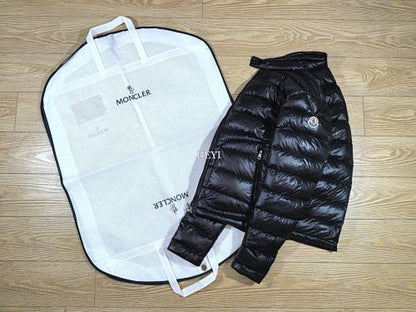 지이 / MC 경량 패딩 블랙