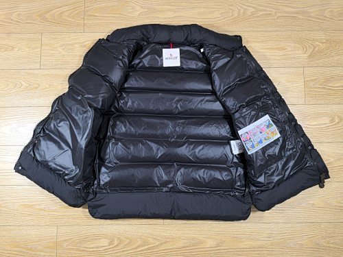 지이 / MC 패딩 조끼