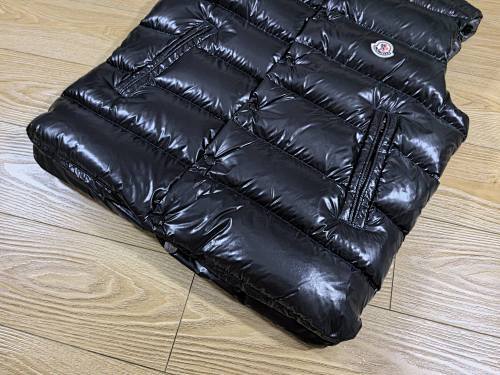 지이 / MC 패딩 조끼