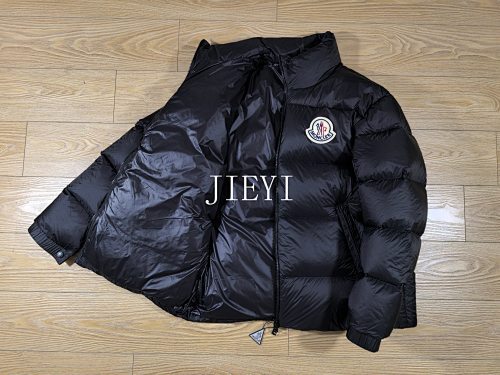 지이 / MC 패딩 자켓