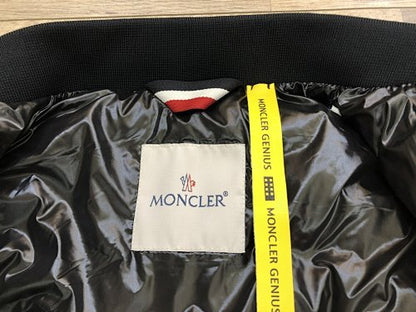 지이 / MC 패딩 조끼