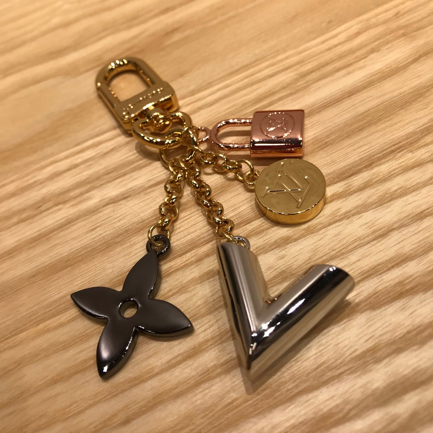 루이비통 키링/백참