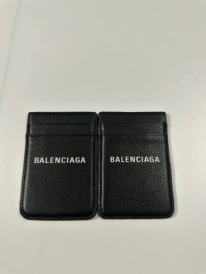 꼬부기 / 발렌시아가 맥세이프