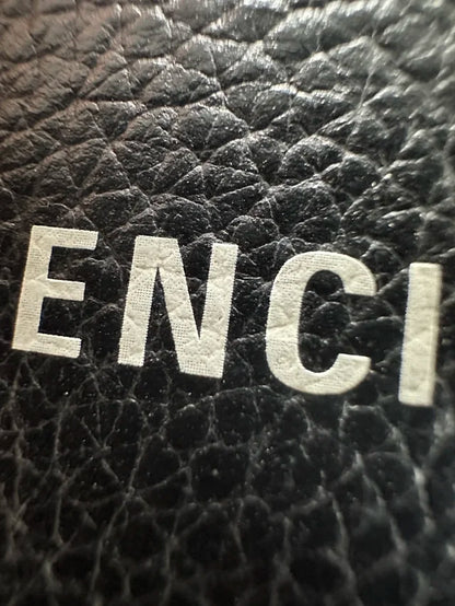 꼬부기 / 발렌시아가 맥세이프