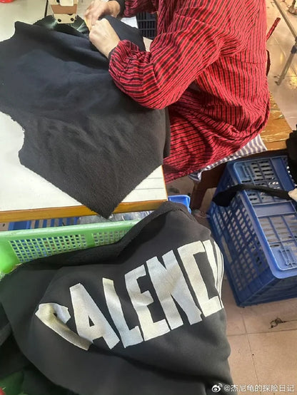 꼬부기 / 발렌시아가 후드티 ,  B24fw흑실버테이프프린트누비후드/3D입체컷팅/히든포켓