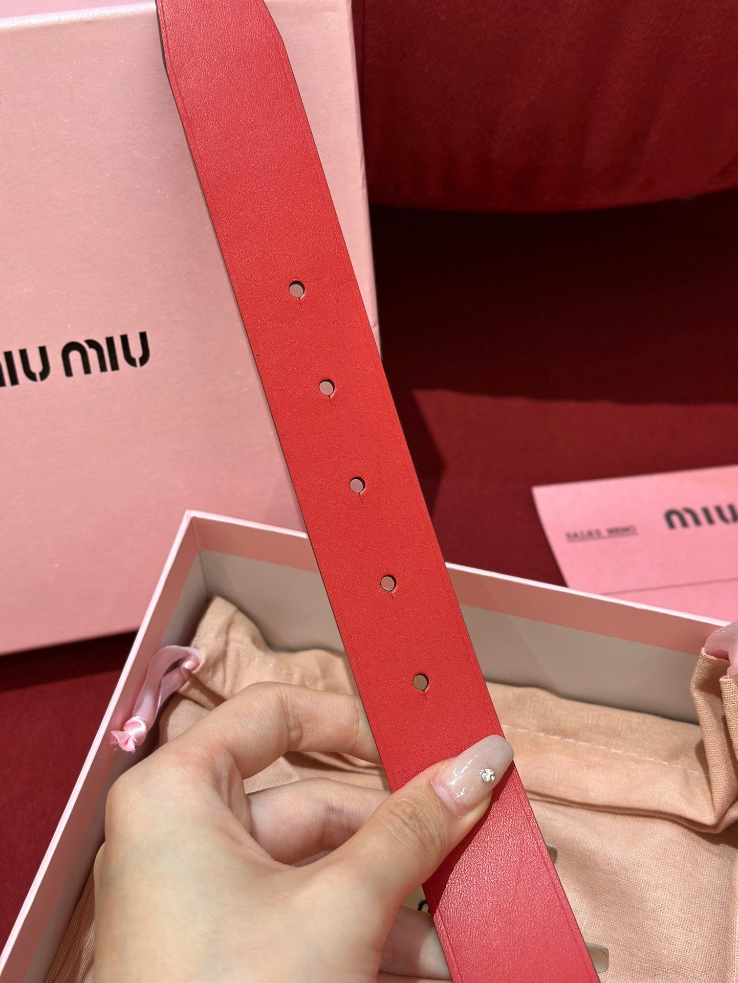 미우미우 벨트