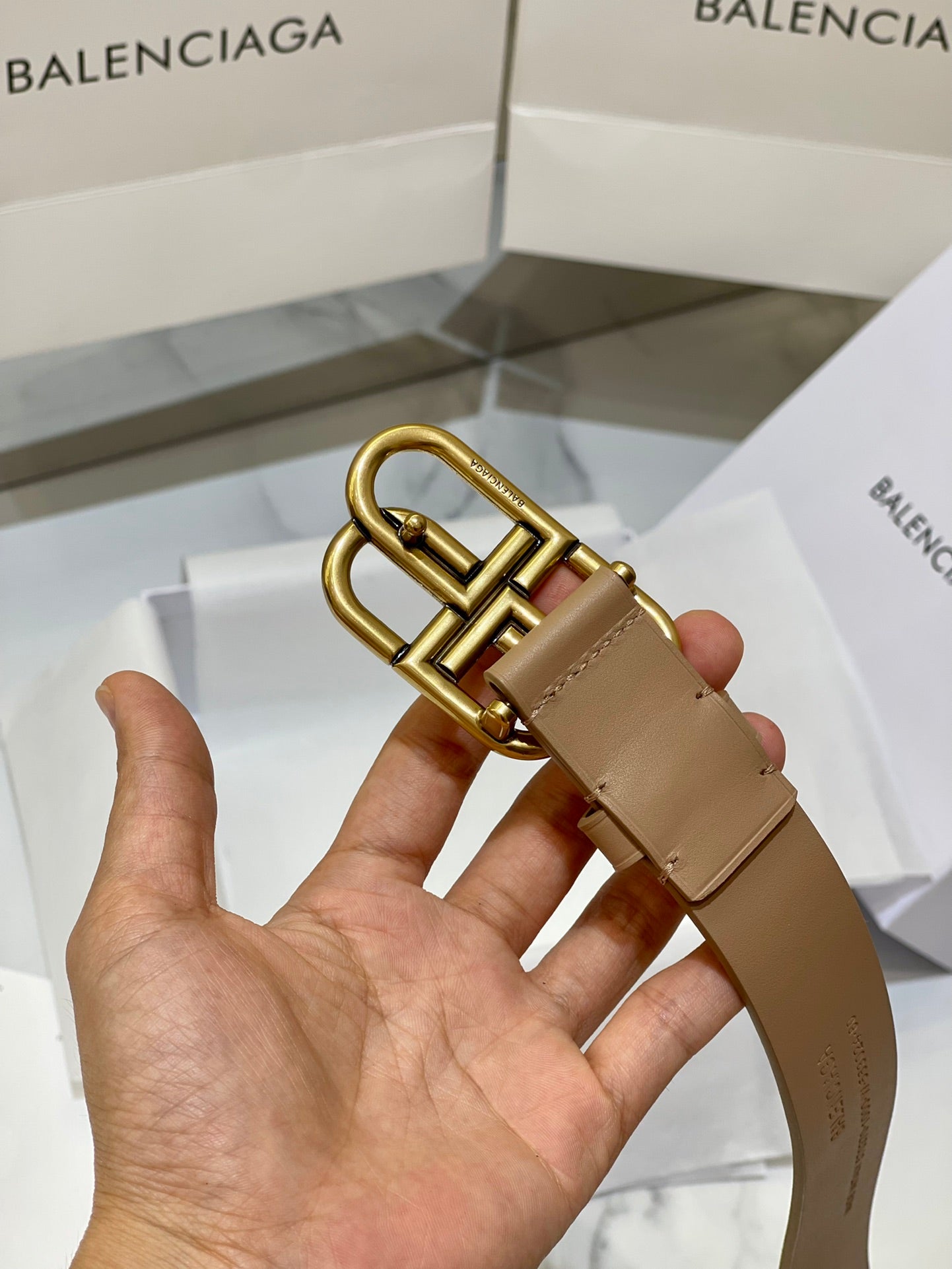 발렌시아가 벨트